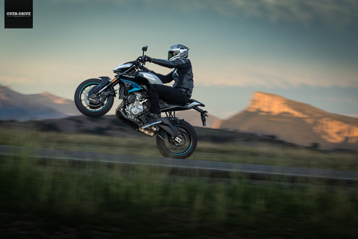 CF MOTO 675NK 2025 11