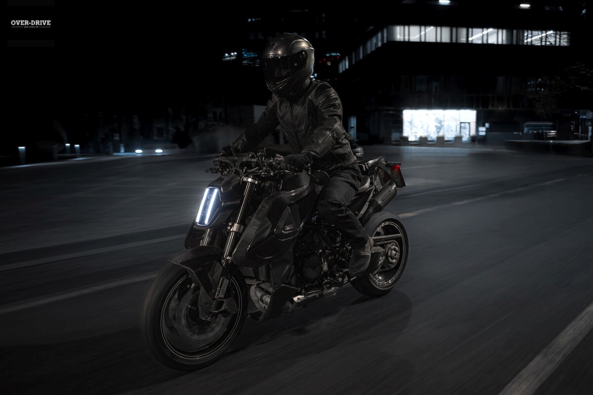 BRABUS 1400 E 2026 04