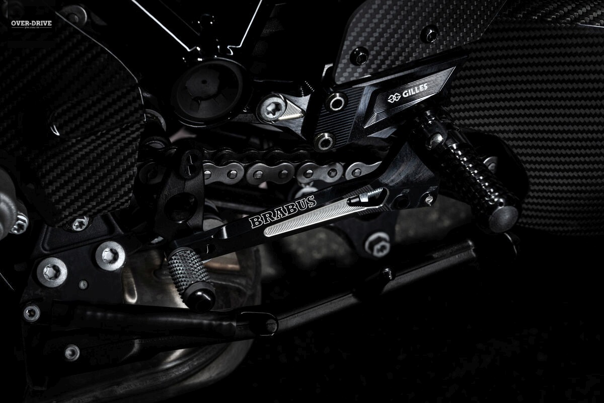 BRABUS 1400 E 2026 09