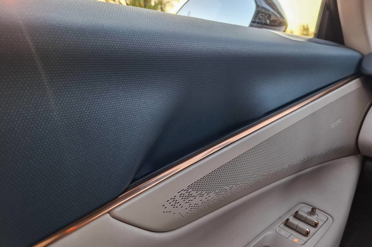 LYNK 08 PHEV 2025 04