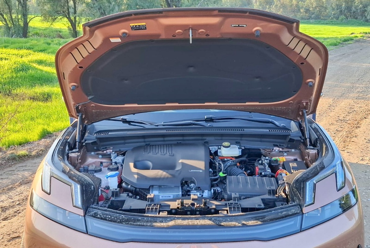 LYNK 08 PHEV 2025 07