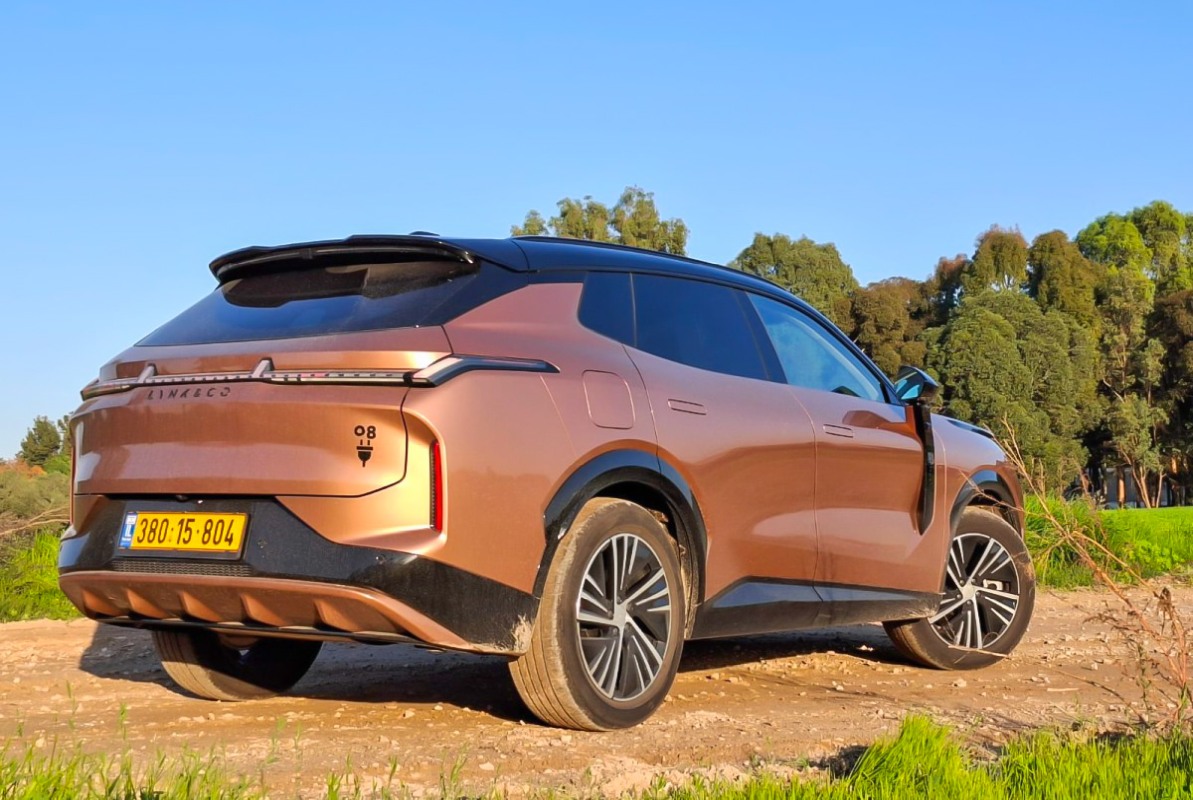 LYNK 08 PHEV 2025 08