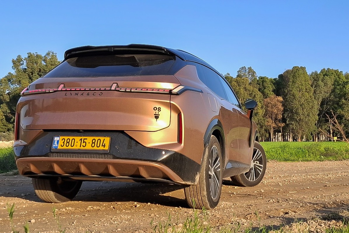 LYNK 08 PHEV 2025 10