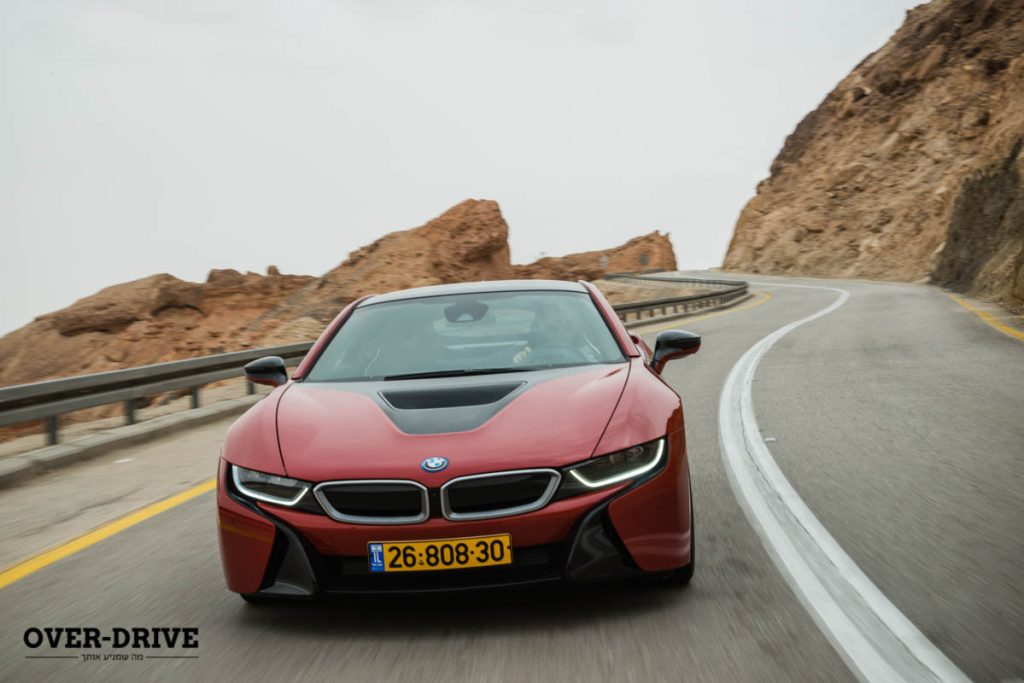 ב.מ.וו i8