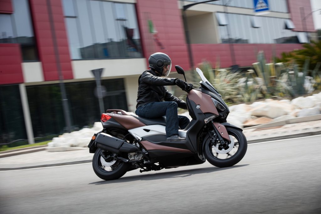 ימאהה XMAX 300 