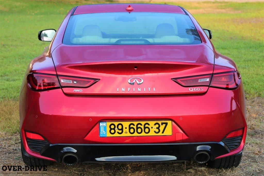 אינפיניטי Q60 במבחן: פארק היורה