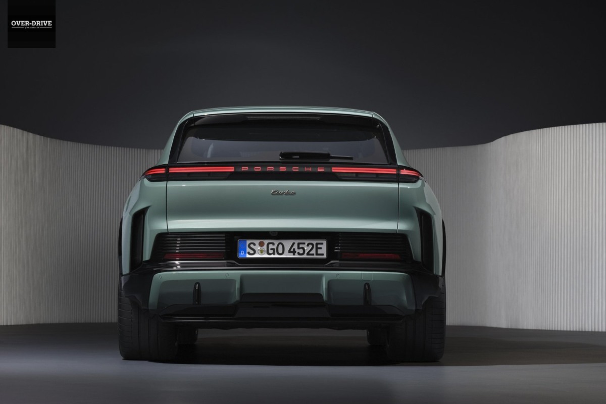 Porche Cayenne EV 2026 10