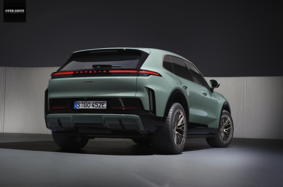 Porche Cayenne EV 2026 11