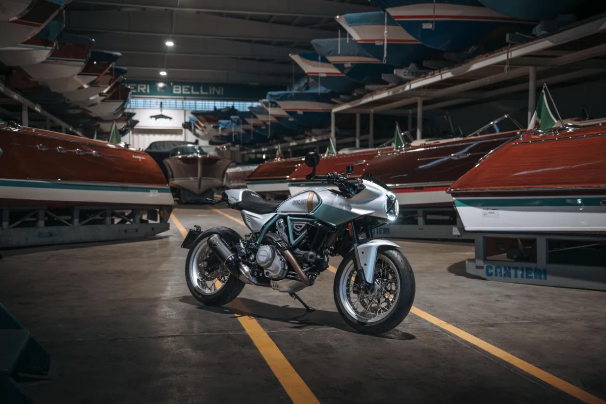 Ducati formula 73 02