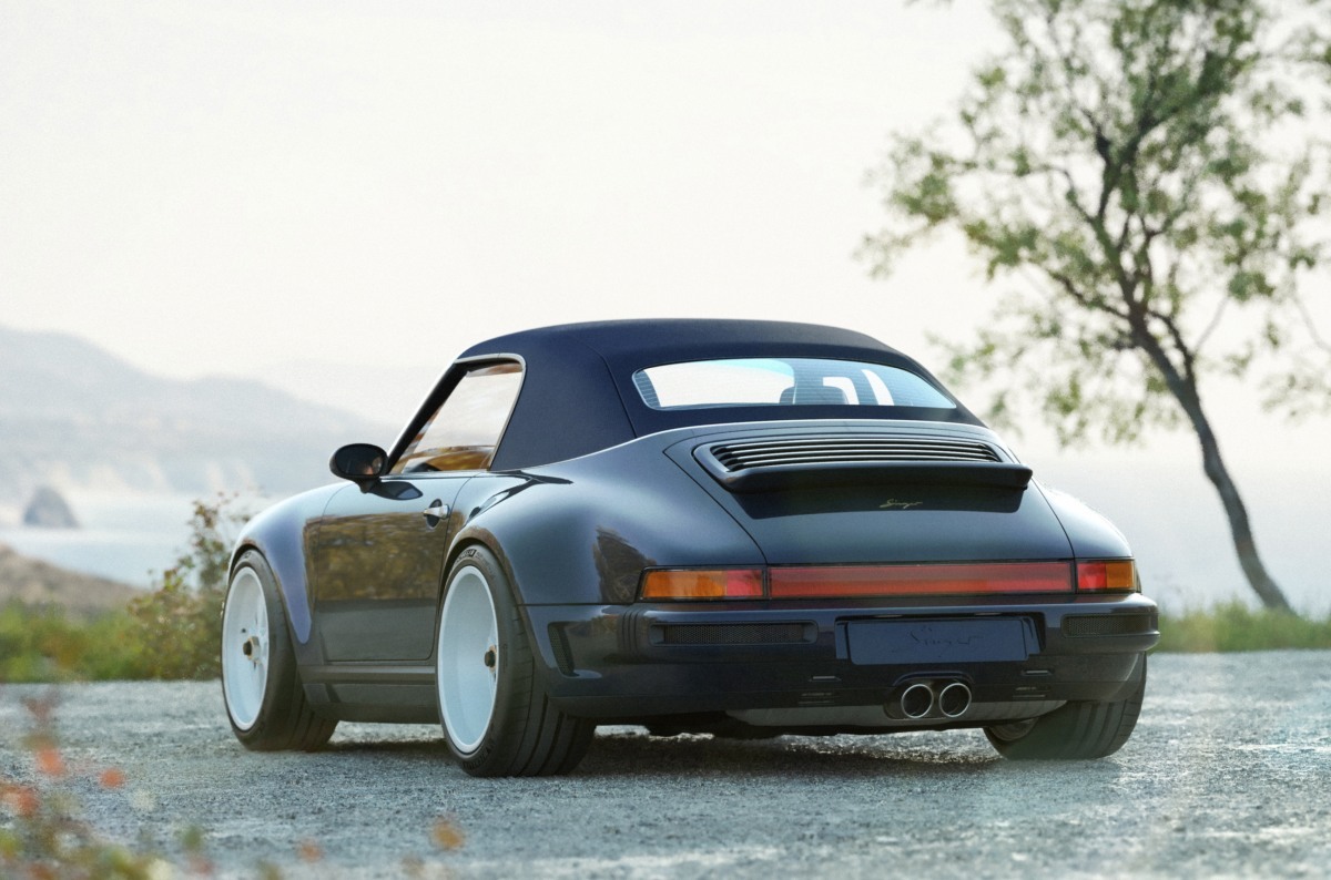 Singer 964 Cabrio 2026 12