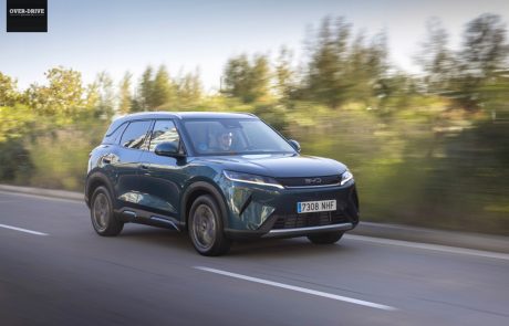 BYD אטו 2 פלאג-אין (השקה עולמית): הפלאג-אין יורד אל העם