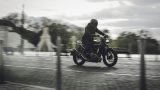 SVARTPILEN 701 STYLE - Action