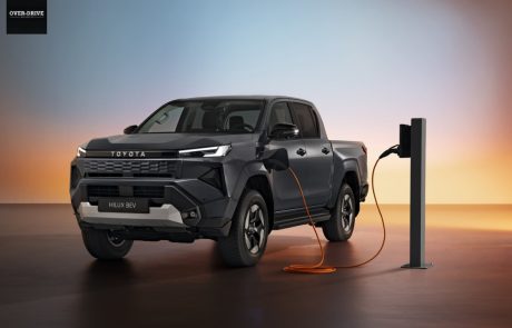 דיזל, חשמל, וגם מימן: טויוטה חושפת היילקס חדש וירוק מתמיד