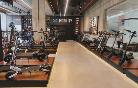 XI Mobility מציגה תכנית טריידאין לכלים חשמליים